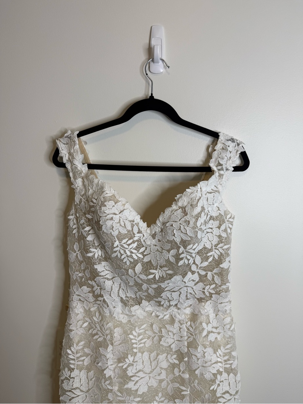 Casablanca bridal Evelyn 2446 Off-Shoulder isbi Lace Wedding dress size 14 NWT - Picture 4 of 10